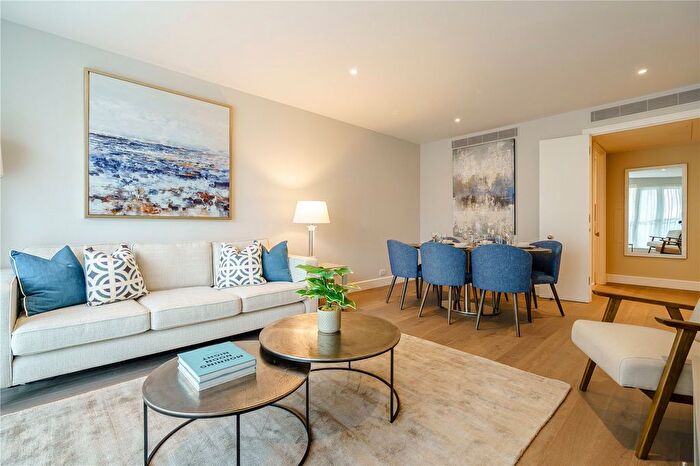 2 Bedroom Flat To Rent In Westferry Circus, Canary Wharf, London, E14