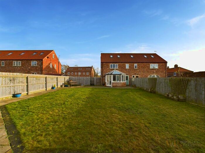 3 Bedroom Semi-Detached House For Sale In Manor Farm Court, Foxholes, Driffield, YO25