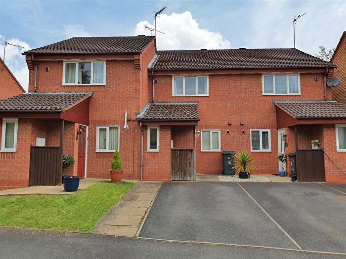 2 Bedroom Terraced House To Rent In The Stewponey, Stourton, Stourbridge, DY7