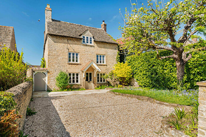 5 Bedroom Detached House For Sale In Millwood End, Long Hanborough, OX29