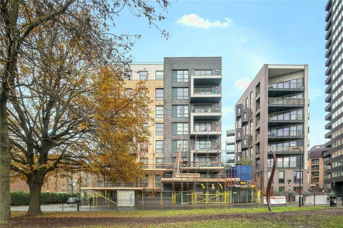 1 Bedroom Flat To Rent In Burbage House, Poole Street, London, N1