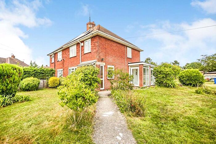 3 Bedroom Semi-Detached House For Sale In Bayfield, Painters Forstal, Faversham, Kent, ME13