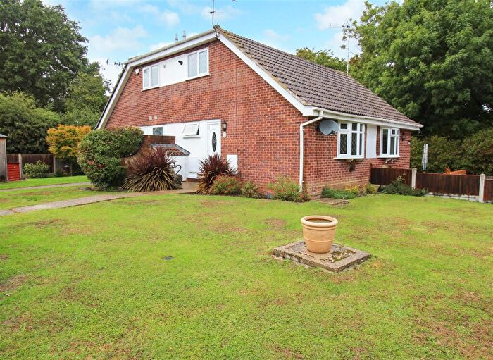 1 Bedroom House For Sale In Beauchamps Drive, Wickford, SS11