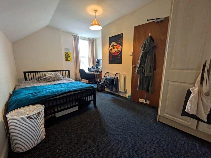 6 Bedroom House To Rent In Willoughby Avenue, Nottingham, NG7