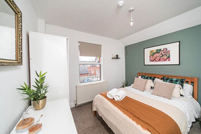 1 Bedroom Terraced House To Rent In Wantage Road, Reading, RG30