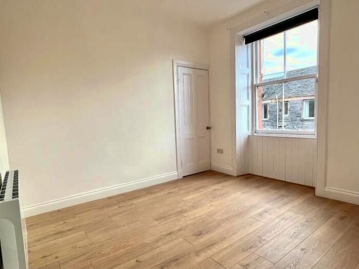 1 Bedroom Flat To Rent In Dunedin Street, Broughton, Edinburgh, EH7