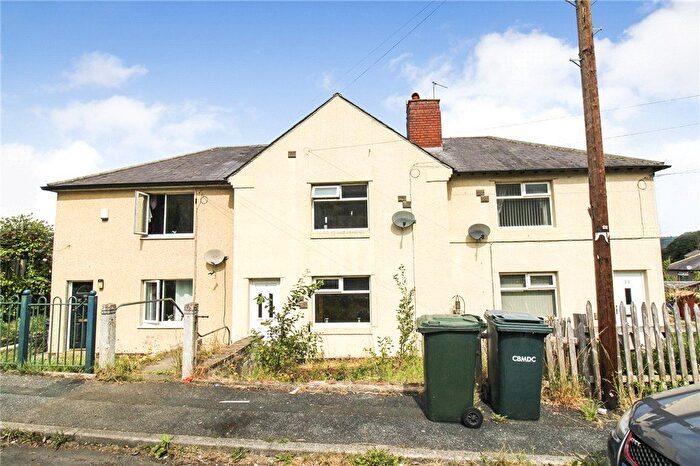 3 Bedroom Terraced House For Sale In Woodhouse Grove, Keighley, West Yorkshire, BD21