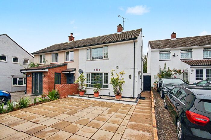2 Bedroom Semi-Detached House For Sale In Manston Drive, Bracknell, RG12