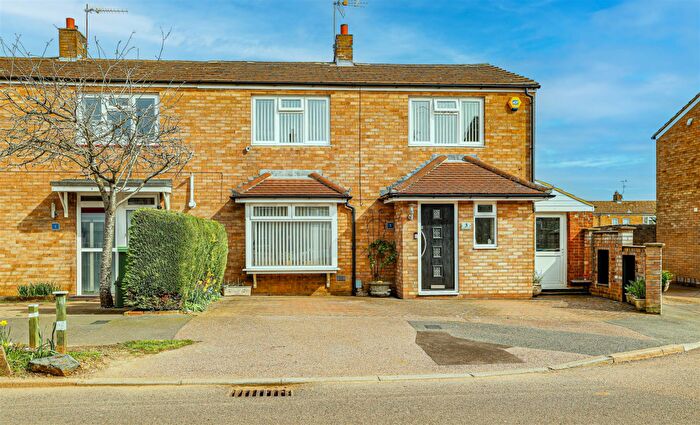 4 Bedroom House For Sale In Micklefield Road, Hemel Hempstead, HP2