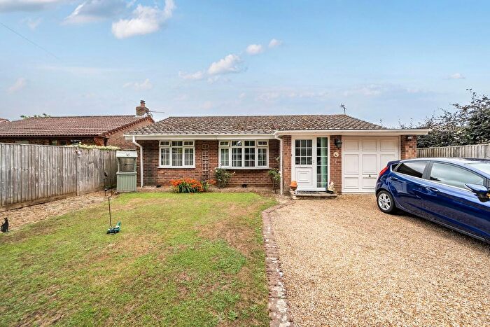3 Bedroom Detached Bungalow For Sale In Scant Road West, Hambrook, Chichester, PO18