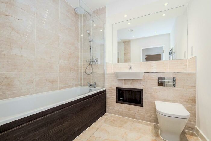 1 Bedroom Flat To Rent In Mahindra Way, Beckton, E6