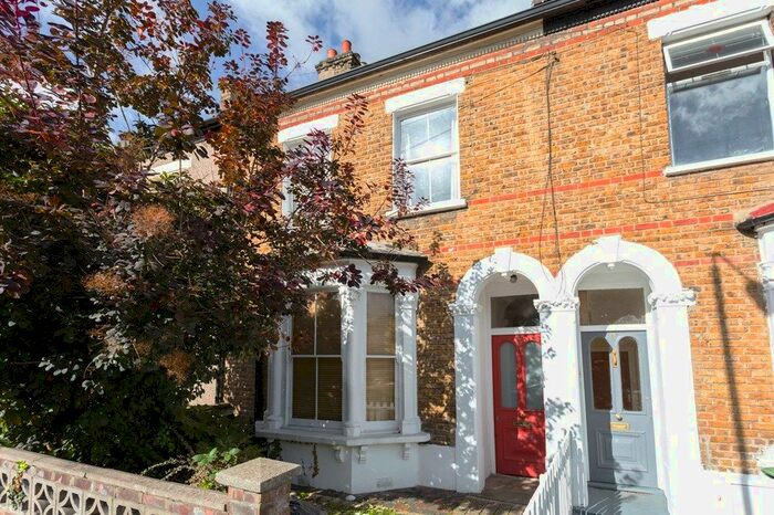 4 Bedroom Terraced House To Rent In Clinton Road, London, E7