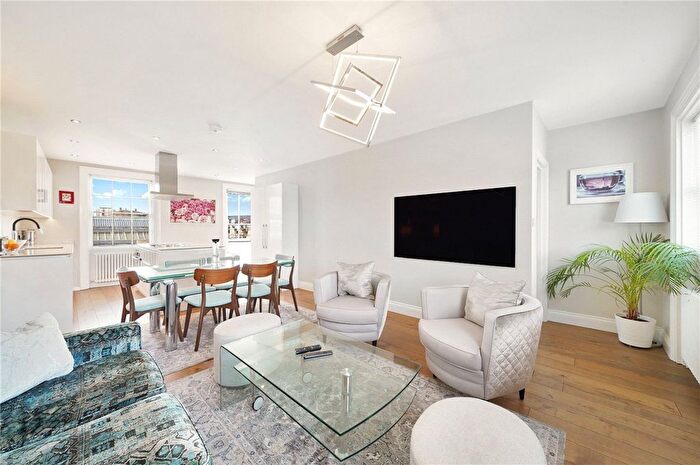 3 Bedroom Flat For Sale In Balcombe Street, Marylebone, London, NW1