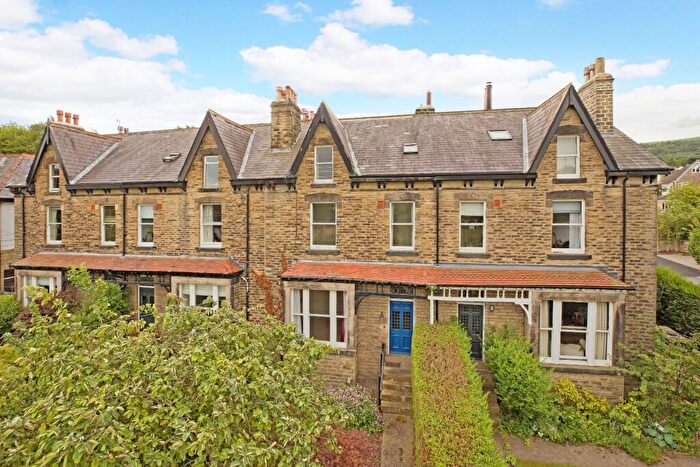 5 Bedroom Terraced House For Sale In Skipton Road, Ilkley, LS29