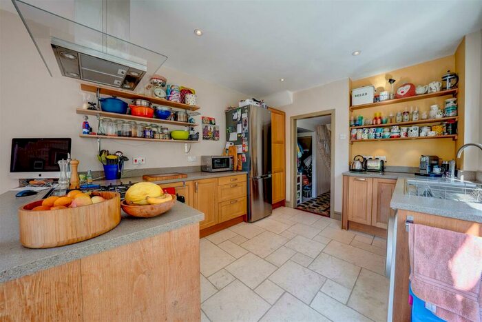 3 Bedroom Terraced House For Sale In Turberville Place, Cardiff, CF11