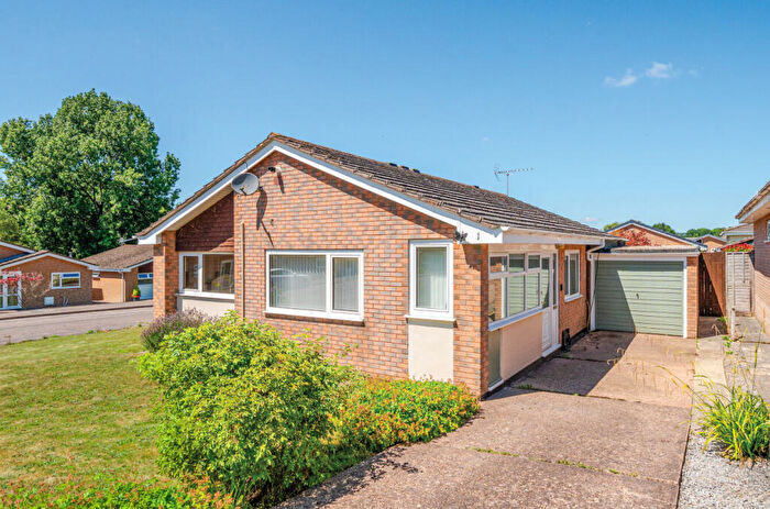 3 Bedroom Bungalow For Sale In Coombe Close, Honiton, Devon, EX14