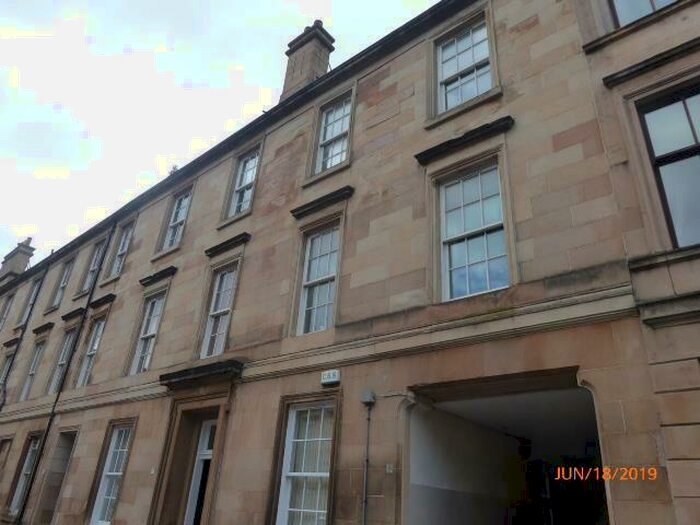 2 Bedroom Flat To Rent In Fortrose Street Flat /, G11