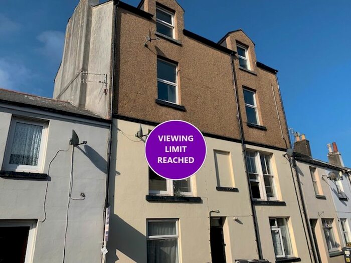 1 Bedroom Flat To Rent In Regent Street, Dawlish, EX7