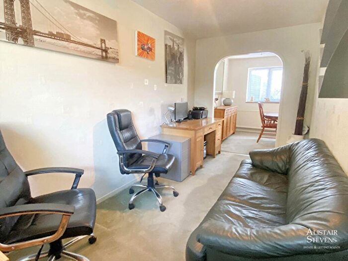 3 Bedroom Town House For Sale In Percival Walk, Oldham, OL2