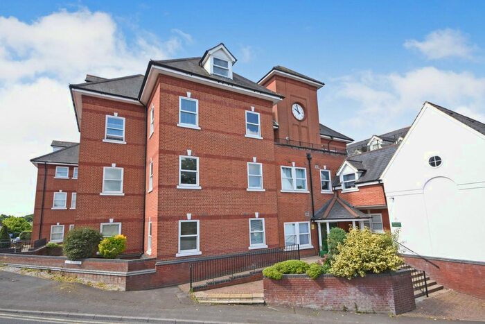 2 Bedroom Flat To Rent In Bentfield Road, Stansted, CM24
