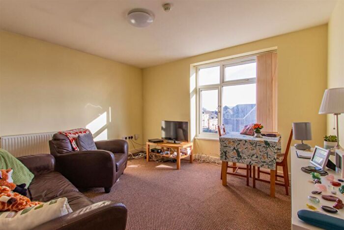 1 Bedroom Private Halls To Rent In Newport Road, Roath, CF24