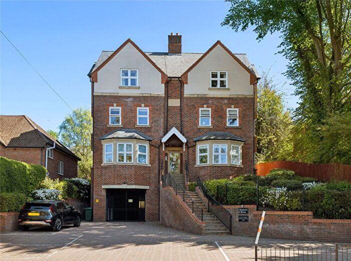 3 Bedroom Flat For Sale In Station Approach, Chorleywood, Rickmansworth, Hertfordshire, WD3