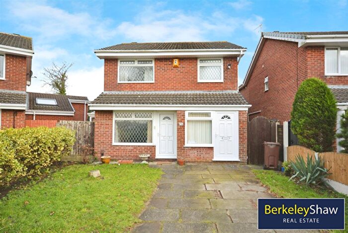 4 Bedroom Detached House For Sale In Malham Close, Southport, PR8