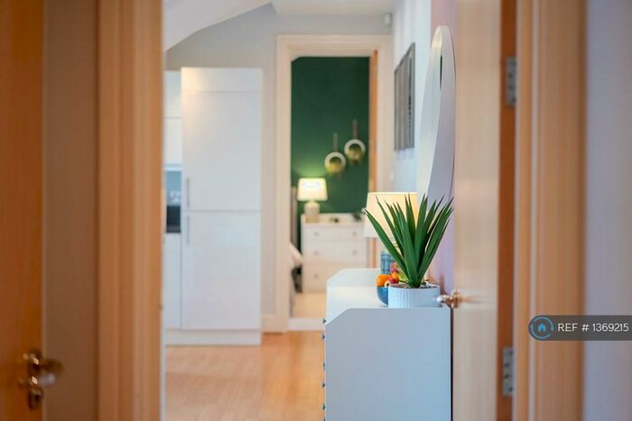 1 Bedroom Flat To Rent In Cathedral Road, Cardiff, CF11