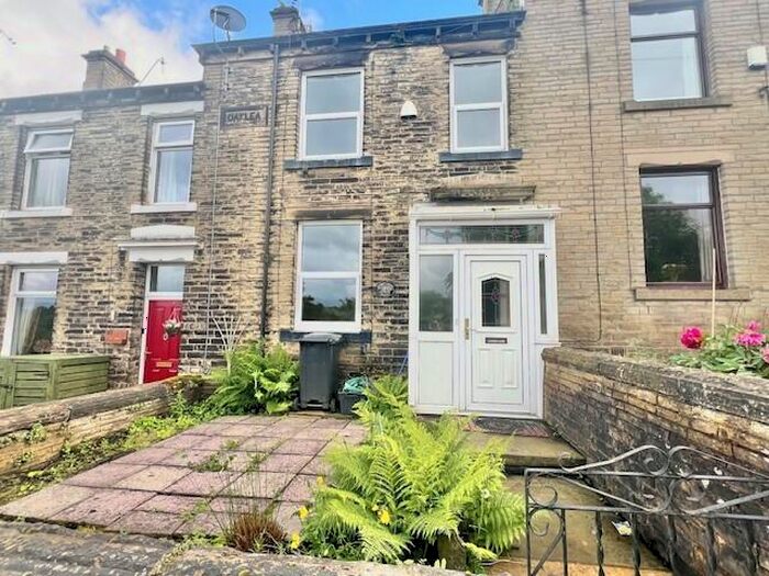 3 Bedroom Terraced House To Rent In Lillands Lane, Brighouse, HD6