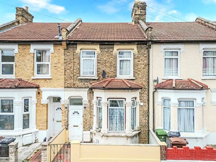 3 Bedroom House For Sale In Faircross Avenue, Barking, IG11