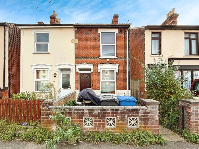 3 Bedroom Semi-Detached House For Sale In Windsor Road, Ipswich, Suffolk, IP1