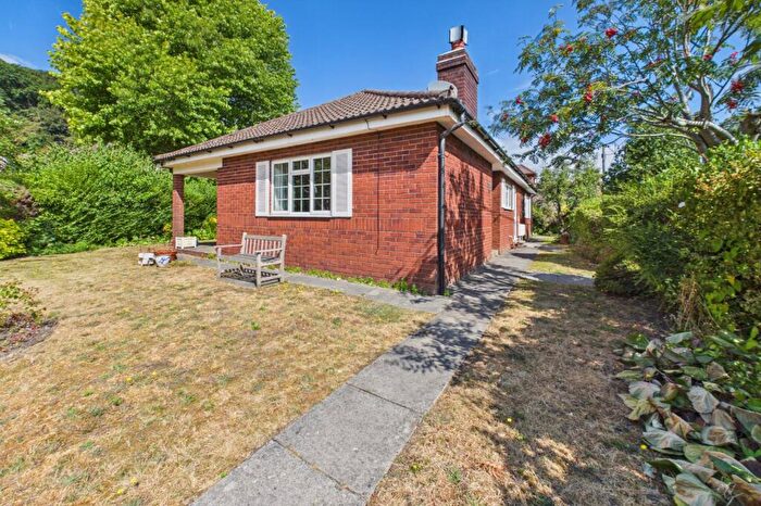 3 Bedroom Bungalow For Sale In Walton Road, Clevedon, North Somerset, BS21