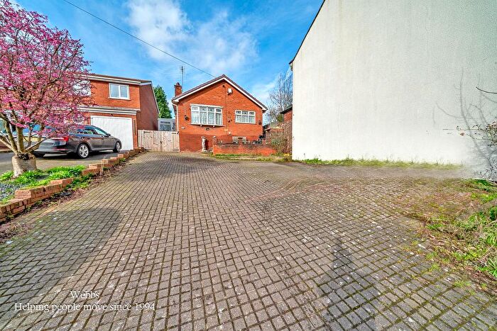 2 Bedroom Bungalow For Sale In Cannock Road, Hednesford, Cannock, WS12