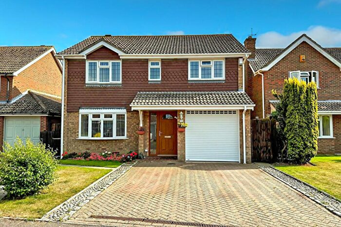 4 Bedroom Detached House For Sale In Appletree Walk, Climping, West Sussex, BN17