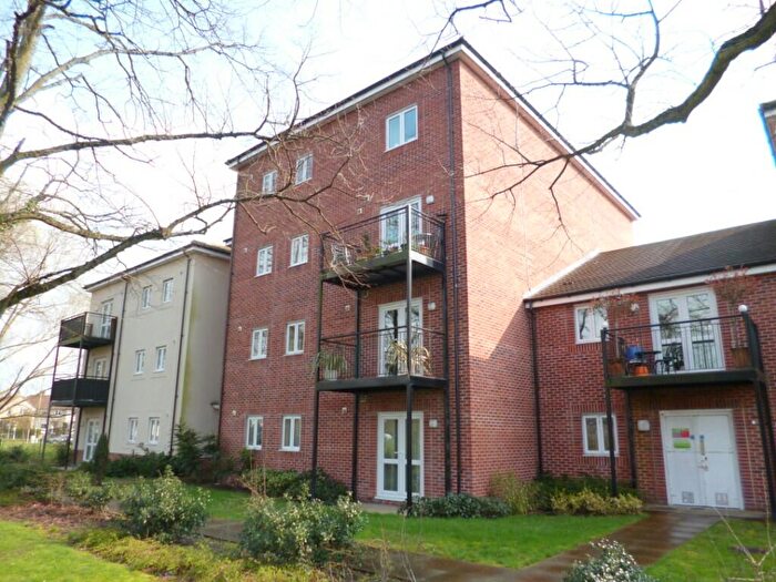 2 Bedroom Flat To Rent In Nightingale Avenue, Eastleigh, Hampshire, SO50