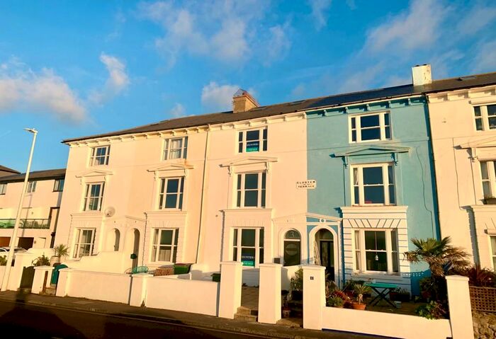5 Bedroom Terraced House To Rent In Gloster Terrace, The Esplanade, Folkestone, Kent, CT20