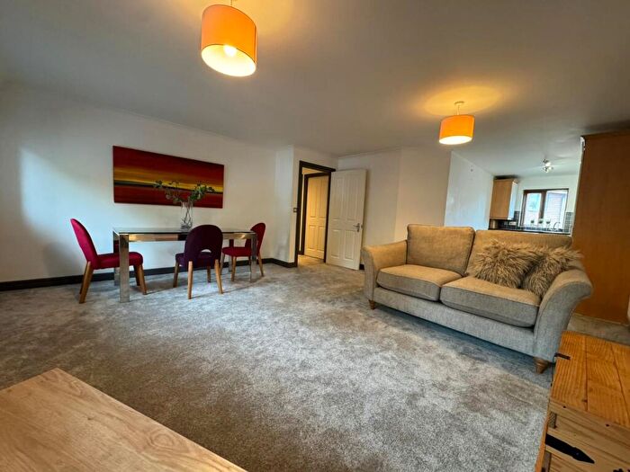 2 Bedroom Apartment To Rent In Princess Alexandra Court, St Davids, EX4