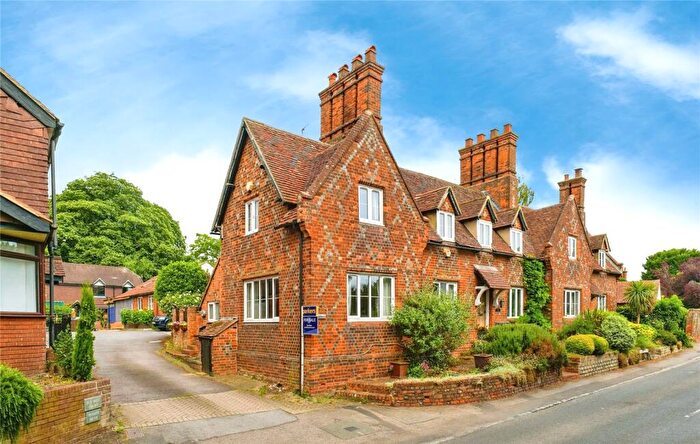 2 Bedroom End Of Terrace House For Sale In Thames Street, Sonning, Reading, Berkshire, RG4