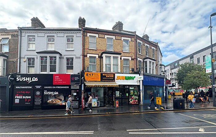 2 Bedroom Flat To Rent In Hoe Street, Walthamstow, E17