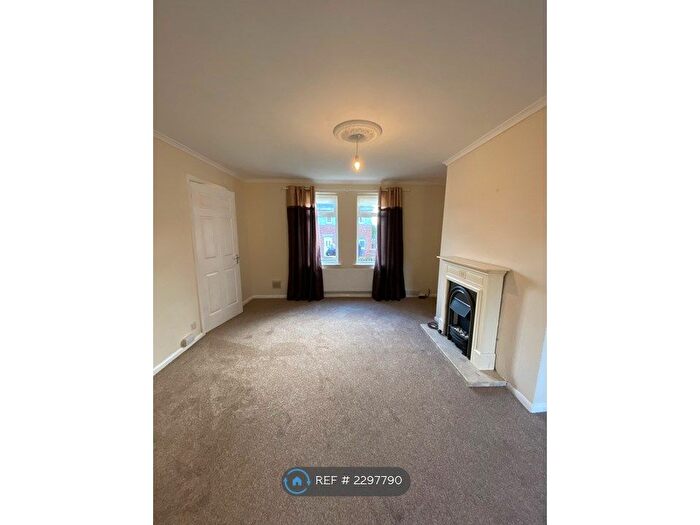 3 Bedroom Semi-Detached House To Rent In Hall Avenue, Durham, DH7