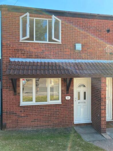 2 Bedroom Town House To Rent In Clifton Grove, Gedling, Nottingham, NG4