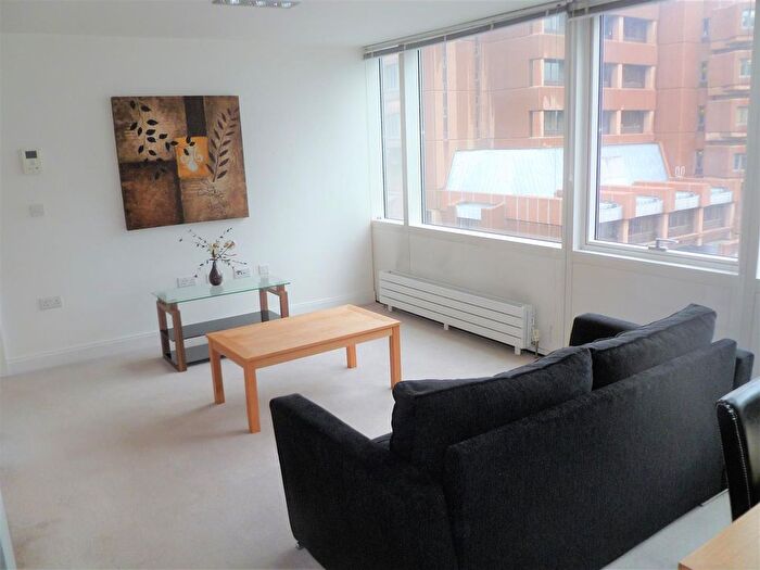 1 Bedroom Flat To Rent In One Park West, Liverpool, L1