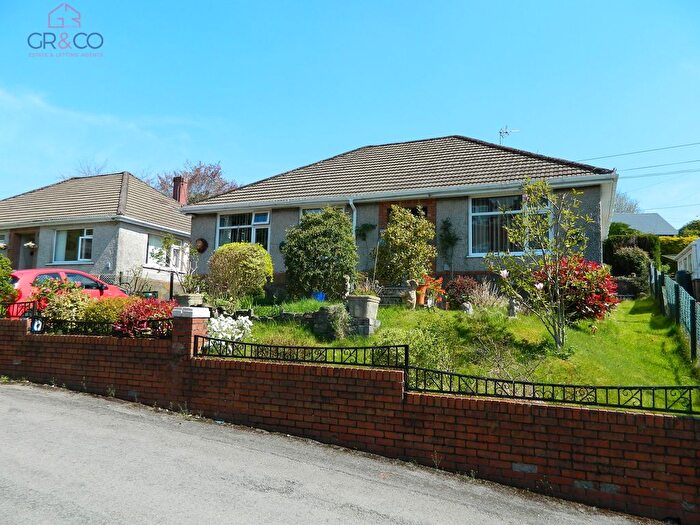 2 Bedroom Detached Bungalow For Sale In Scwrfa Road, Tredegar, NP22