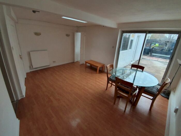 1 Bedroom Flat To Rent In Victoria Road, Cambridge, CB4