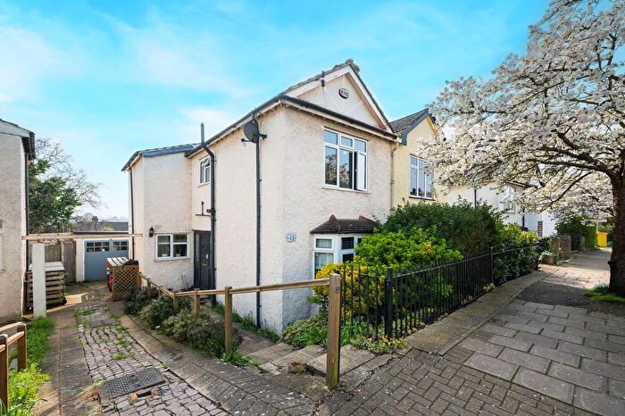 3 Bedroom Semi Detached House For Sale In Sandringham Road, Bromley, BR1