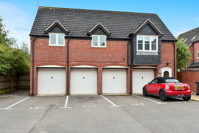 2 Bedroom Flat To Rent In Foss Road, Hilton, Derby, DE65