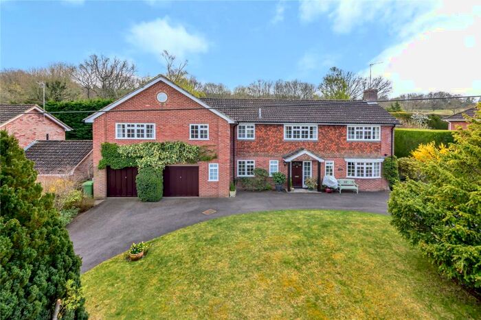 5 Bedroom Detached House For Sale In Station Road, Bentley, Farnham, Surrey, GU10