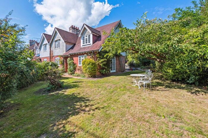 4 Bedroom Semi-Detached House For Sale In Chesham Road, Wigginton, Tring, HP23