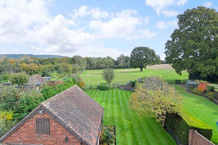 4 Bedroom Semi-Detached House For Sale In Guildford Road, Cranleigh, GU6