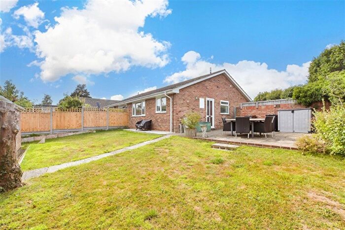 2 Bedroom Semi-Detached Bungalow For Sale In Beckets Way, Framfield, East Sussex, TN22